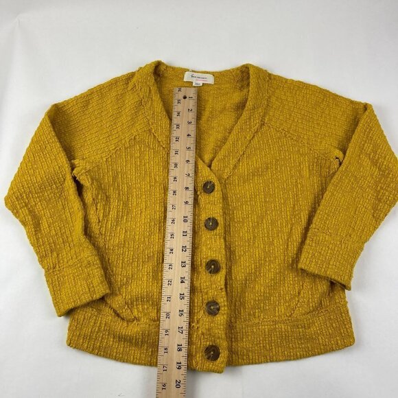 Two Vince Camuto Sweater Womens Small Gold Long Sleeve Button - Picture 5 of 9